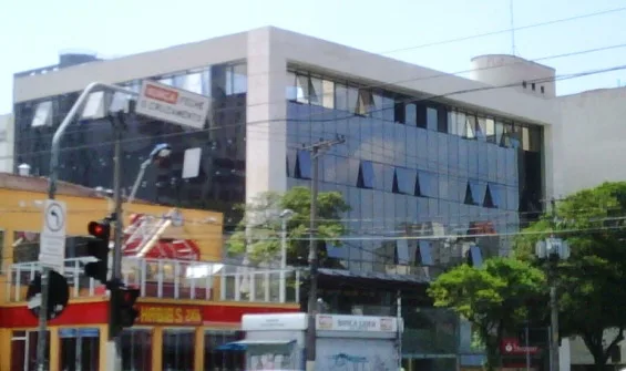 Henrique Schaumann 560 — Edifício corporativo em Pinheiros, São Paulo